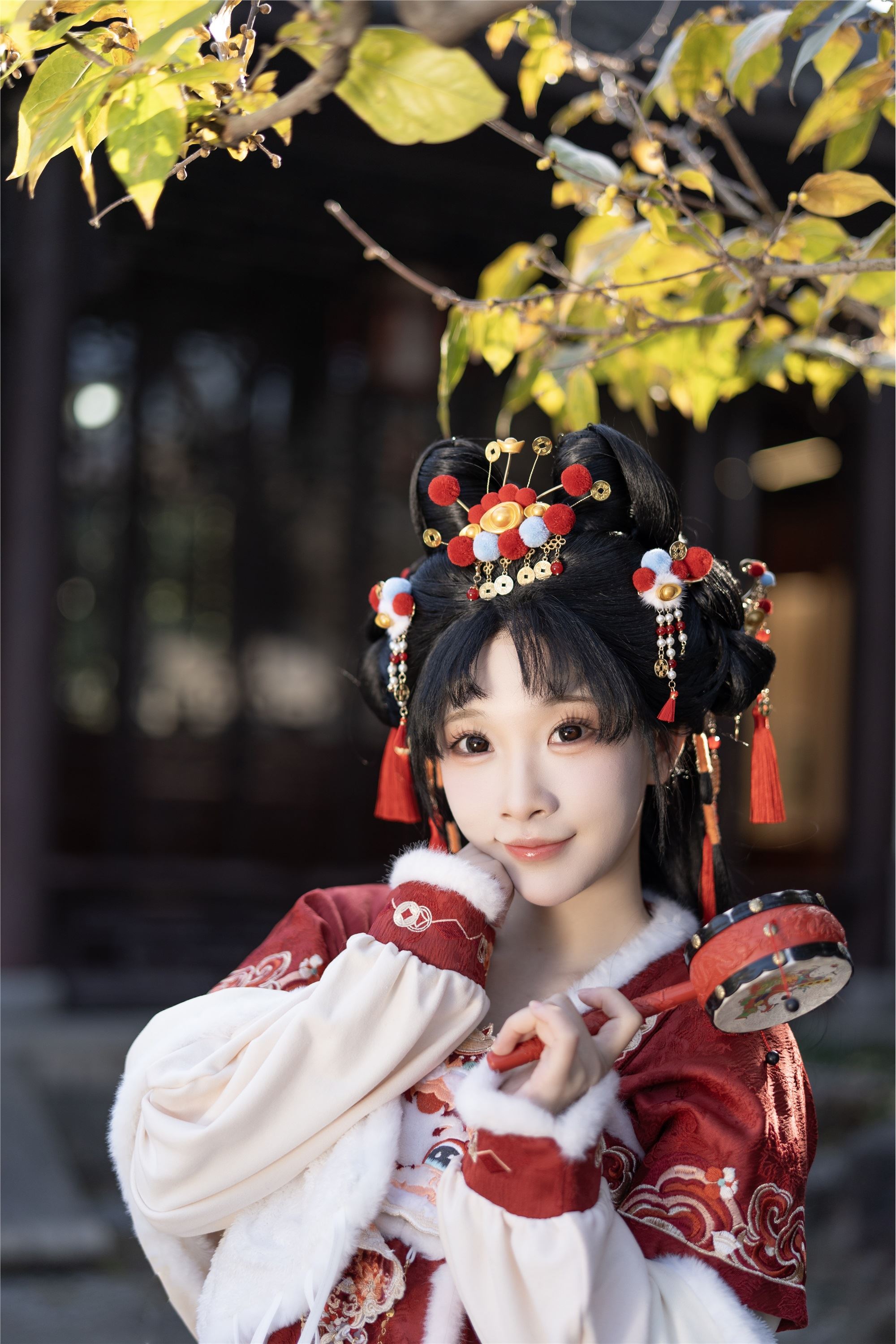 YITUYU艺图语 2025.01.31 红红火火迎新年 一只小羊